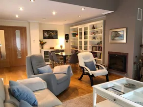 Casa totalmente attrezzata con giardino, barbecue e terrazza | Vista sulla montagna | Vicino alla spiaggia | Ideale per il telelavoro | Accetta animali domestici - Image 2