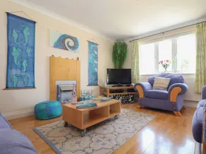 Child-friendly beautiful cottage with garden | Beach view | Beach nearby - Image 5