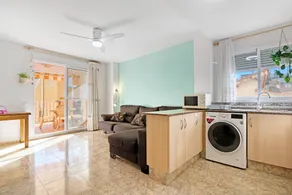 Fully equipped apartment with terrace | Next to the beach - Image 5