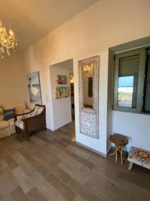 Flat with garden & terrace | City view - Image 5