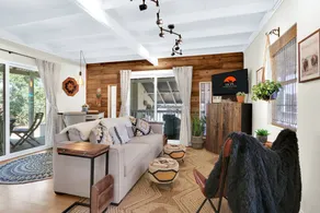 Barnhouse - Image 4