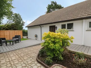 Cottage with garden | Beach view - Image 2