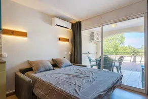 Flat with terrace & heated pool | Mountain view - Image 2