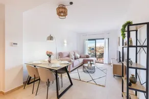 Flat with fast internet, pool & terrace | Mountain view - Image 4