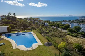 Maison avec jardin, jacuzzi et barbecue | Vue plage - Image 3
