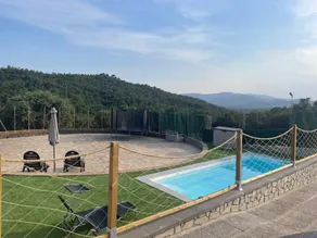 Familienfreundliche wunderschöne Villa mit Garten, privatem Pool und Terrasse | Bergblick | Perfekt für die Arbeit von Zuhause - Image 3