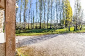 Holiday home with garden, barbeque & terrace - Image 5