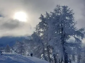 Fully equipped flat | Mountain view | Close to the ski - Image 3