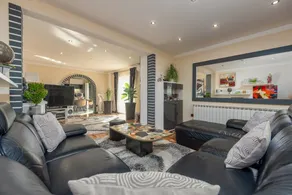 Casa vacacional con barbacoa, terraza y jardín | Vistas al mar - Image 2