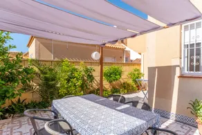 Fully equipped holiday home with pool, terrace & garden | Suitable for remote work | Pet-friendly - Image 4