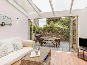 Fully equipped cottage with garden | Pet-friendly - Image 5
