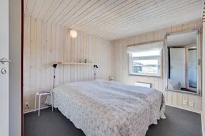 Fully equipped holiday home with terrace, sauna & hot tub | Pets allowed - Image 5