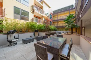 Holiday apartment with private pool - Image 5