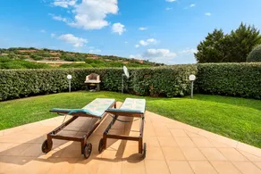 Ferienhaus "Villa Piana" mit atemberaubendem Blick auf das Meer und die Berge, Terrasse und Garten - Image 3