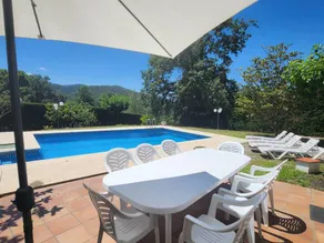Maison de vacances avec barbecue, piscine privée et jardin - Image 5