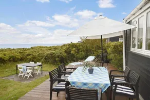 Charming house with terrace & barbeque | Sea view | Close to the beach - Image 2