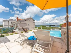 Holiday home with barbecue, private pool & garden | Sea view - Image 5
