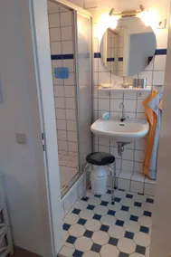 Gästezimmer mit Frühstück im Obergeschoss - Image 4