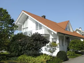 Holiday apartment with fast internet, garden & terrace | Garden view - Image 2