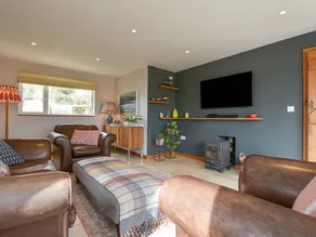 Cottage with garden & barbecue - Image 4