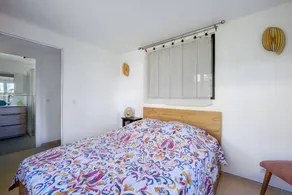 Holiday home with BBQ & terrace - Image 4