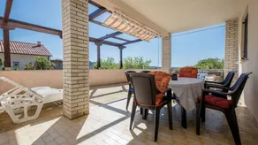 Lovely holiday apartment with barbeque | Sea view - Image 3