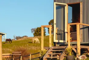 Off Grid Tiny House Glamping on a Victoria Horse Farm - Image 5