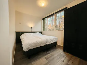 Charming bungalow for 6 people in a beautiful location, surrounded by the forests of Drenthe. - Image 5