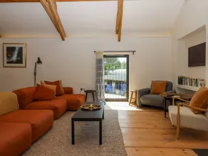 Children-friendly wonderful cottage with garden - Image 5