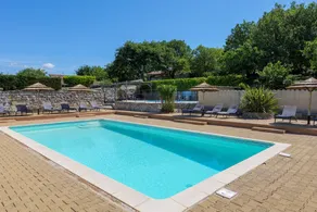 Cottage con giardino, piscina riscaldata e barbecue | Vista sul giardino - Image 5