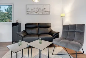 Holiday Home 'Accommodation for Trade Fairs and Leisure' with Private Garden - Image 4