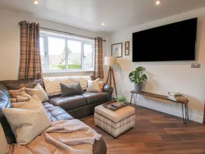 Fully equipped cottage with garden | Pet-friendly - Image 4