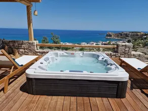Charming House in Rhodes with Jacuzzi and Sea View - Image 2