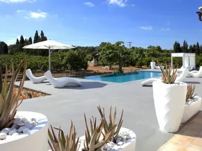 Villa with terrace, private pool & barbeque - Image 4