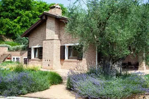 Wunderschönes Privatzimmer mit Terrasse, Pool und Garten | Gartenblick | Haustiere sind willkommen - Image 3