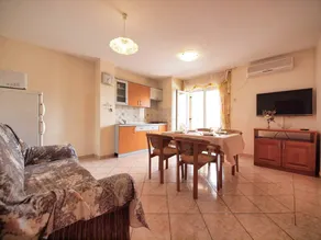 Apartment with BBQ | Garden view - Image 3