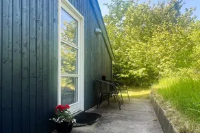 House with terrace - Image 3