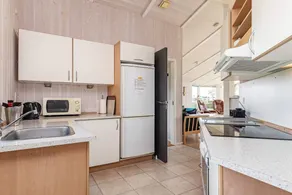 Fully equipped house with terrace, sauna & garden - Image 4