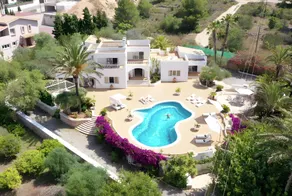 Luxuriöse Villa "Oasis" mit Pool, Panoramablick, Wi-Fi und großem Garten - Image 4