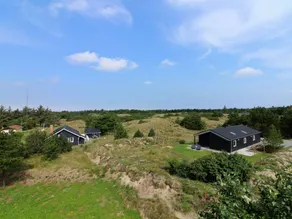 Family-friendly house with hot tub, barbeque & terrace | Pets are welcome - Image 5
