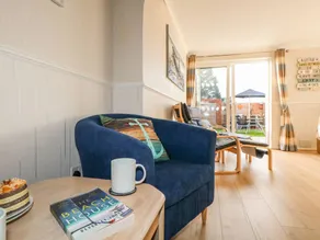 Child-friendly cottage with garden | Beach view - Image 3