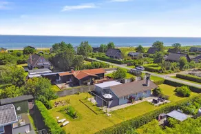 Fully equipped house with garden, terrace & BBQ | Pet-friendly - Image 2