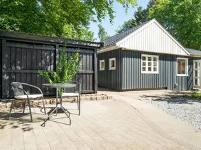 Children-friendly house with terrace | Beach nearby | Pets allowed - Image 3