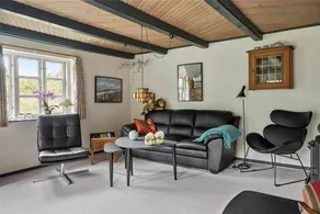 Holiday home with terrace, sauna & hot tub | Pets are welcome - Image 3