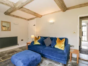 Cottage with garden - Image 5