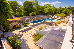 Villa with private pool, terrace & sauna | Panoramic view - Image 4