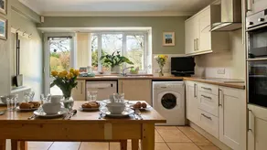 Holiday home with terrace, barbeque & garden - Image 3