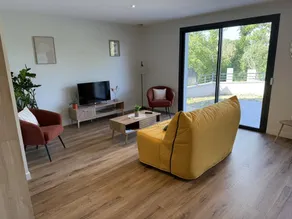 Gite with BBQ, terrace & garden - Image 3