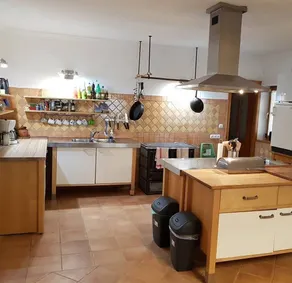 Holiday home with barbecue, garden & sauna - Image 4