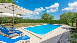 Holiday home with terrace, garden & private pool | Mountain view - Image 2